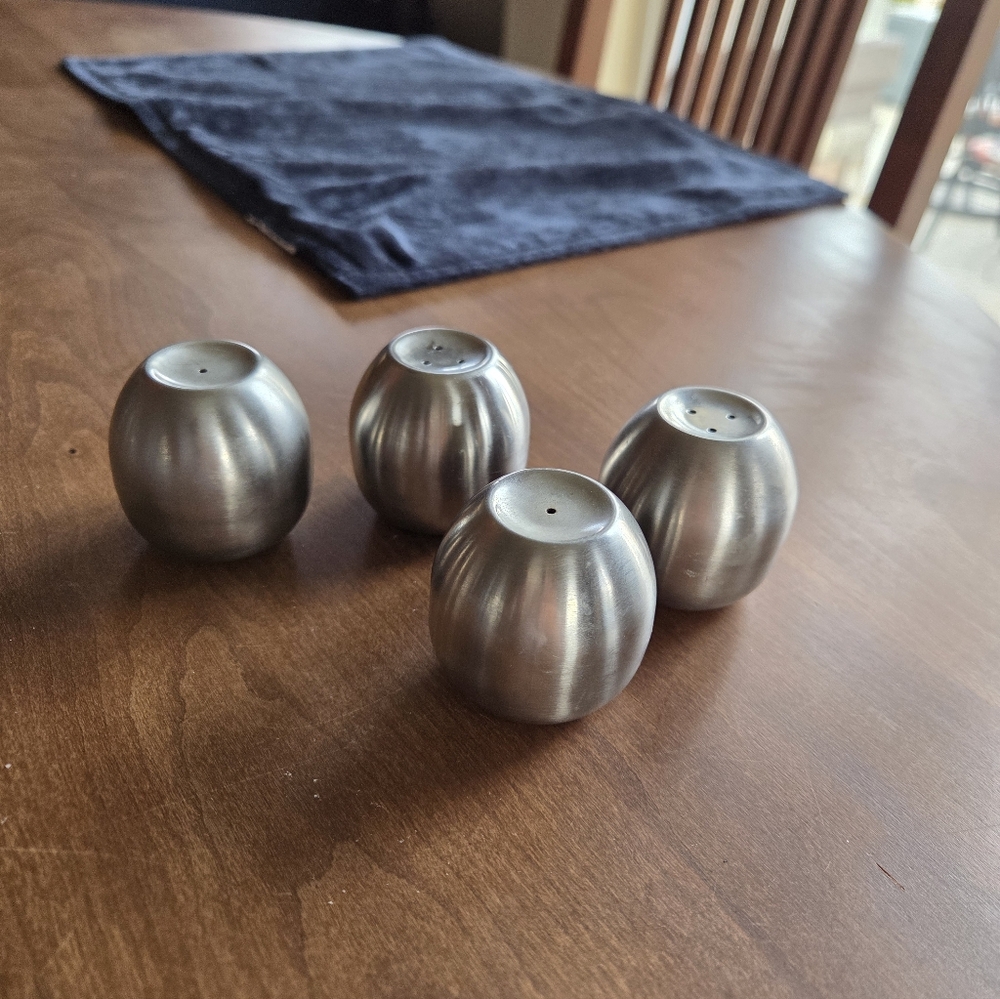 Mid Century Mod Dtsinless Steel Salt & Pepper Shakers